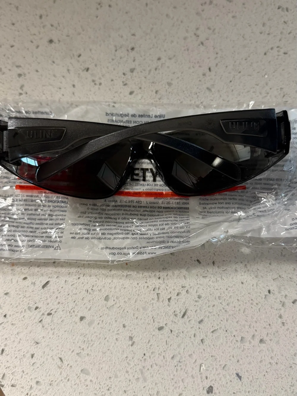 Men's Sleek Wrap Sunglasses - Black